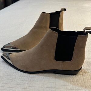 Calvin Klein Suede Western Boots Metal Cap Toe Beige Ankle Boot Womens 10.5